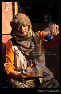 Serving Tuareg tea