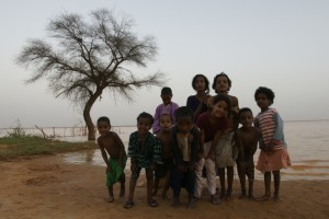 Kids at Mare de Gossi. Kids at Mare de Gossi.